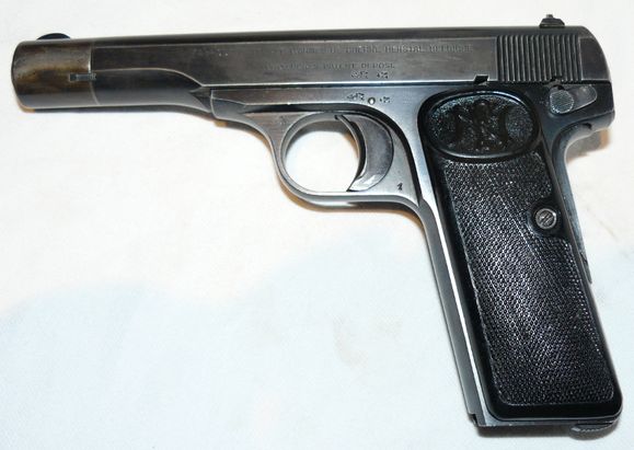 Znehodnotená pištoľ Fn, kal. 9 Browning 1922